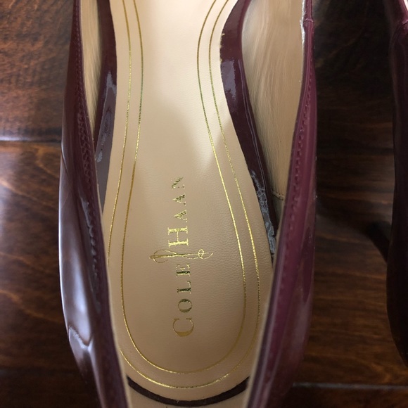 Cole Haan Chelsea Pump in Oxblood - Picture 3 of 6